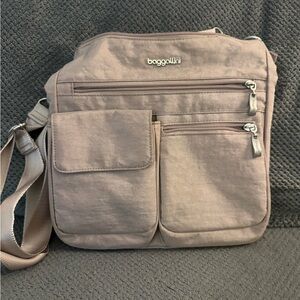 Baggalini cross body